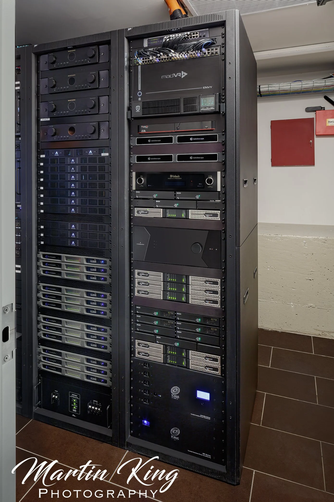 rack_front_wm.jpg