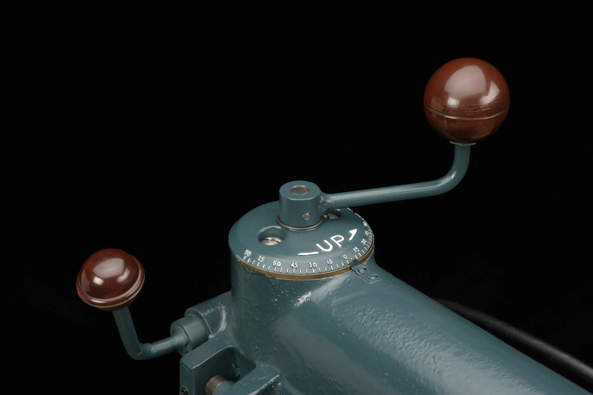 knobs copy.jpg