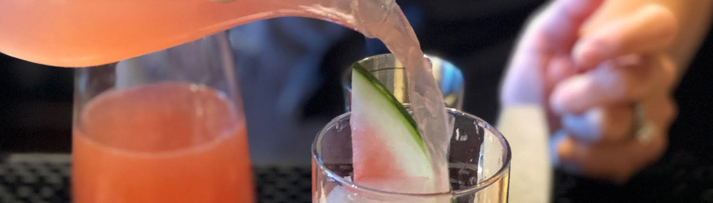 Ya-Ya's-Chophouse-&-Seafood-Cocktail-2-Ban.jpg