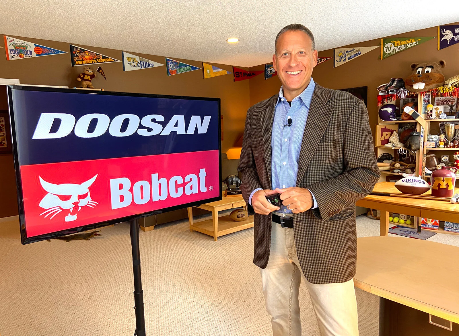 Ross Bernstein Contact me for your next conference, corporate, agency, or team ...
