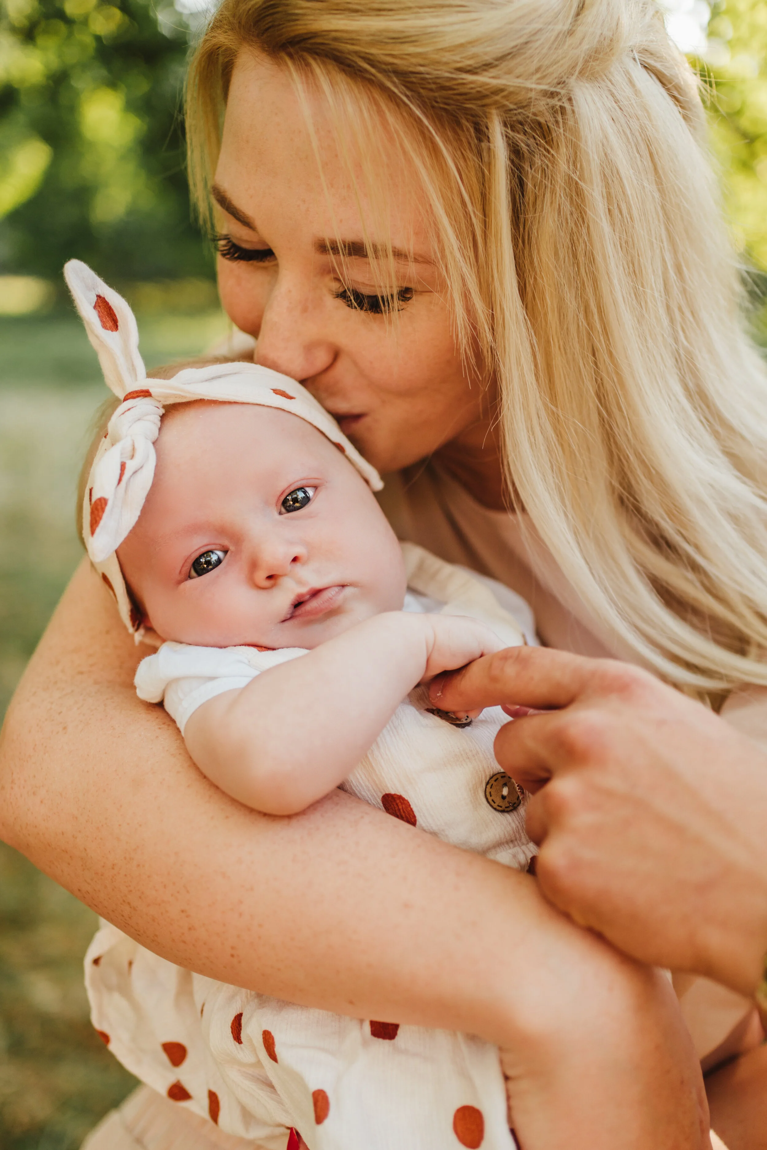 sesja noworodkowa w parku