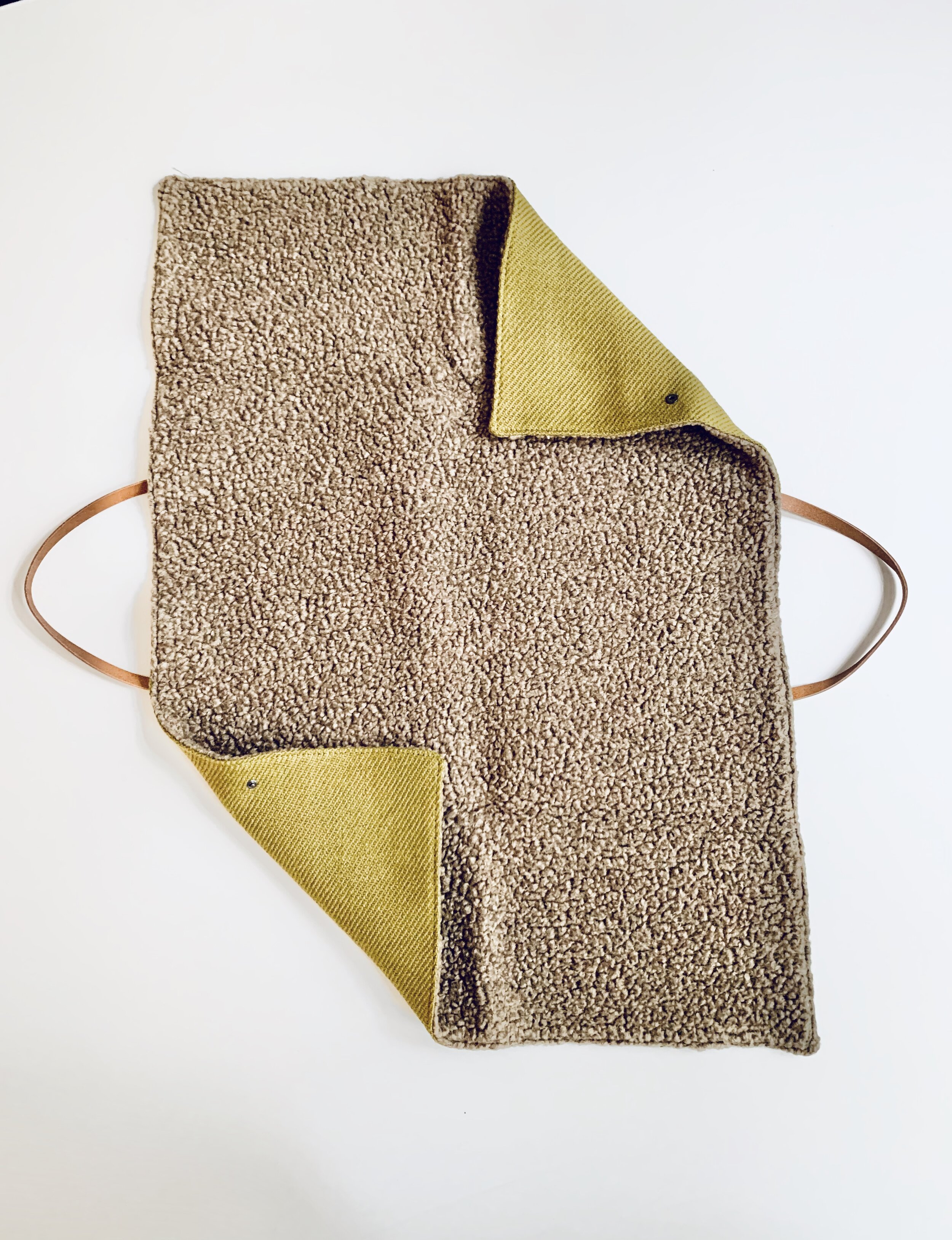 Jute Hundematte für unterwegs olivgrün gross