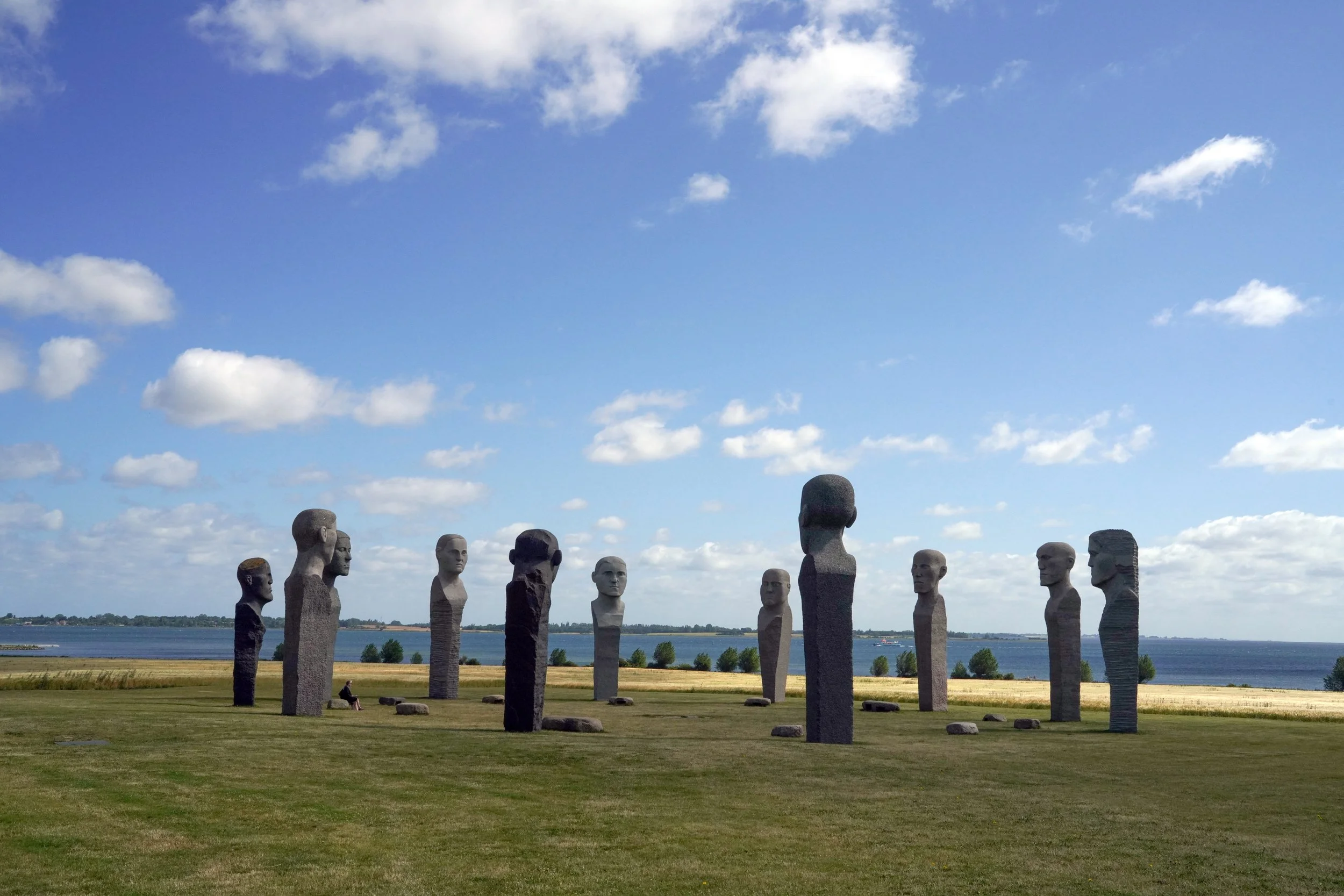 DSC07858red 1_small.jpg