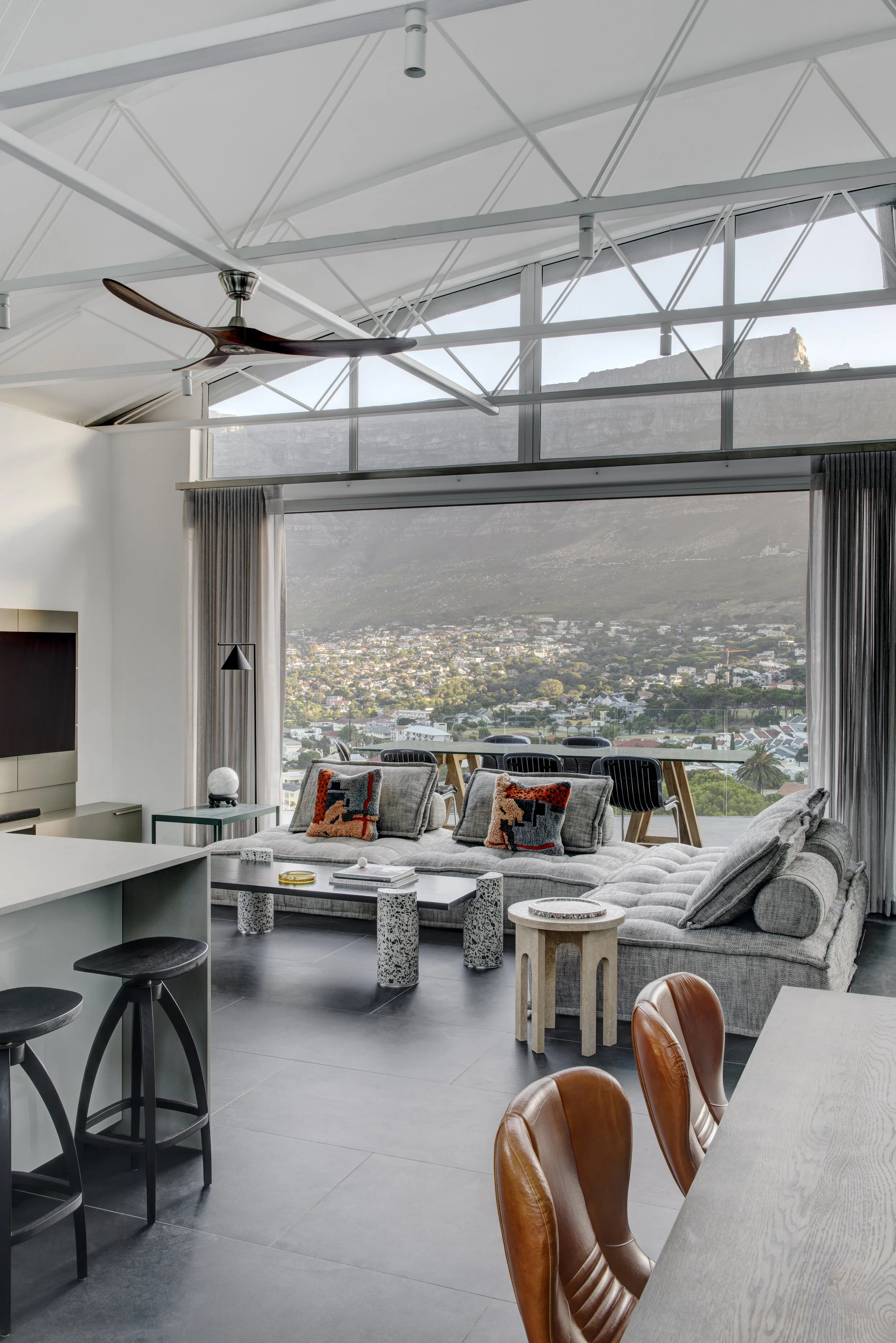 7-ATELIER INTERIORS-RESIDENTIAL DESIGN-HOUSE LL-LOUNGE.jpg