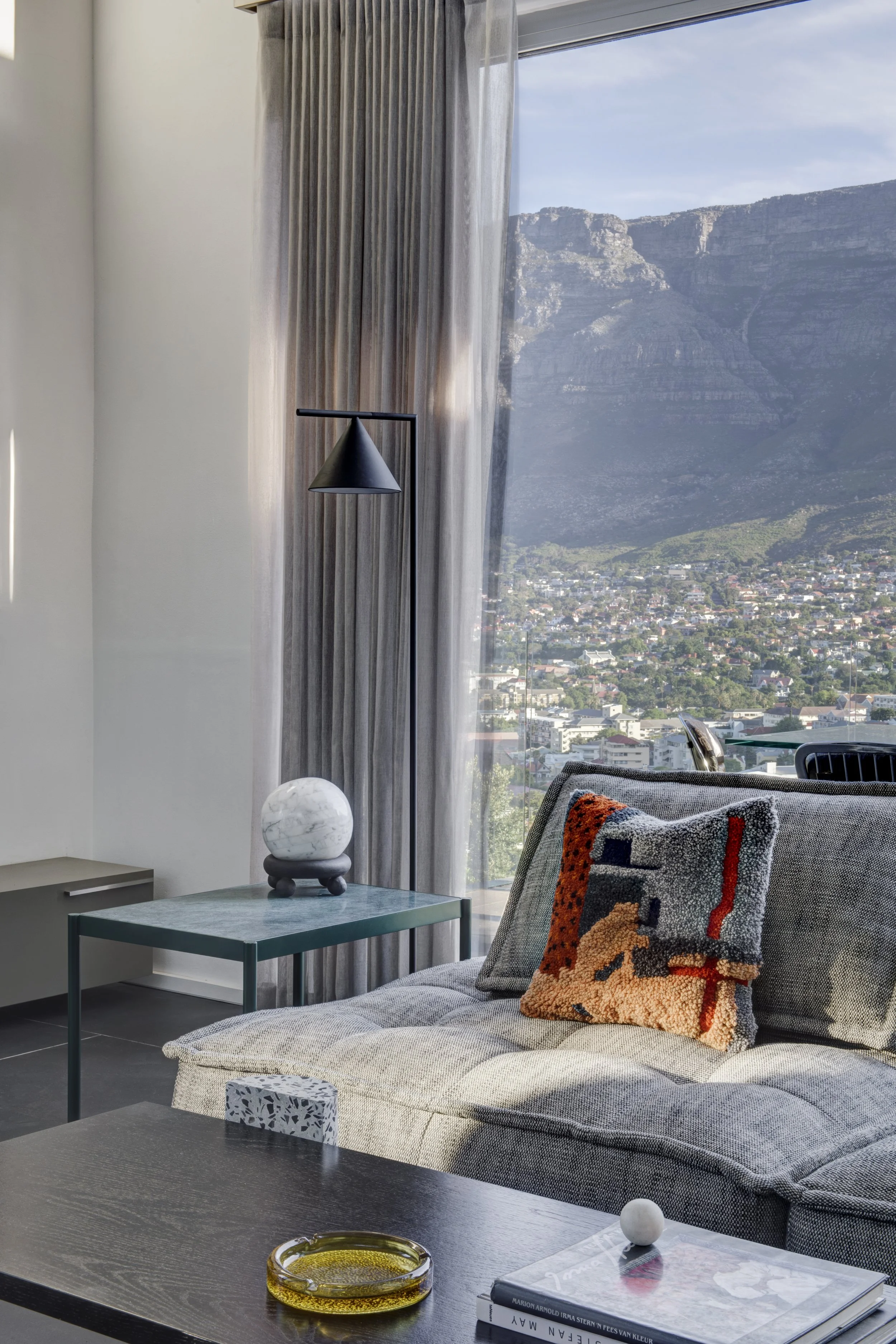 8-ATELIER INTERIORS-RESIDENTIAL DESIGN-HOUSE LL-LOUNGE-SOFA.jpg
