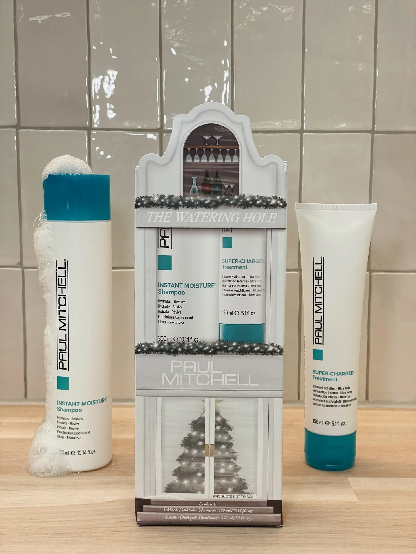 🎁GAVEPAKKER fra Paul Mitchell er en kunde-favoritt hvert &aring;r! Pakken med INSTANT MOISTURE sjampo og kur koster kr. 349,-🫧