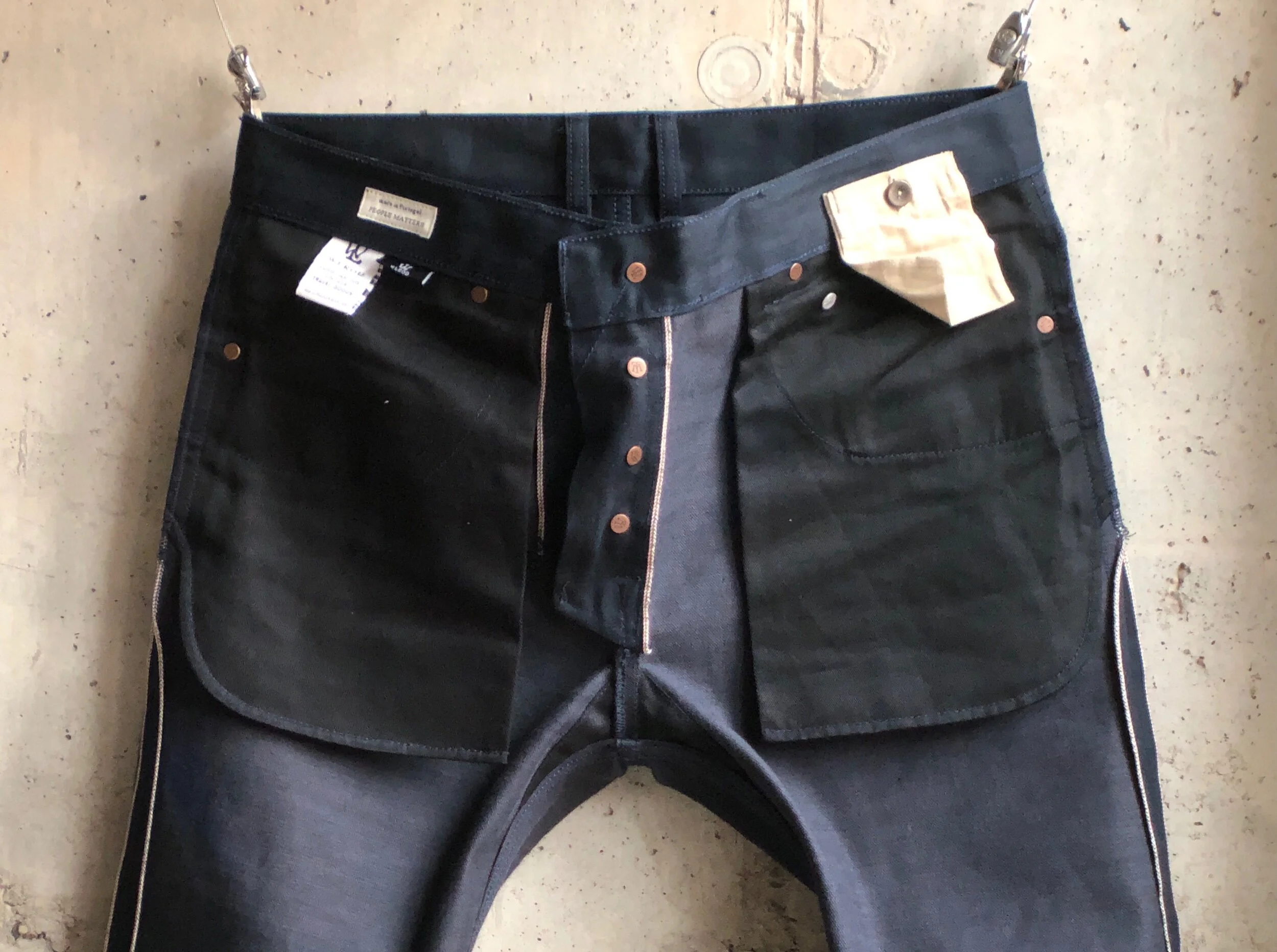 757F555E-D081-4F6C-98CC-EA8A0ADE0030