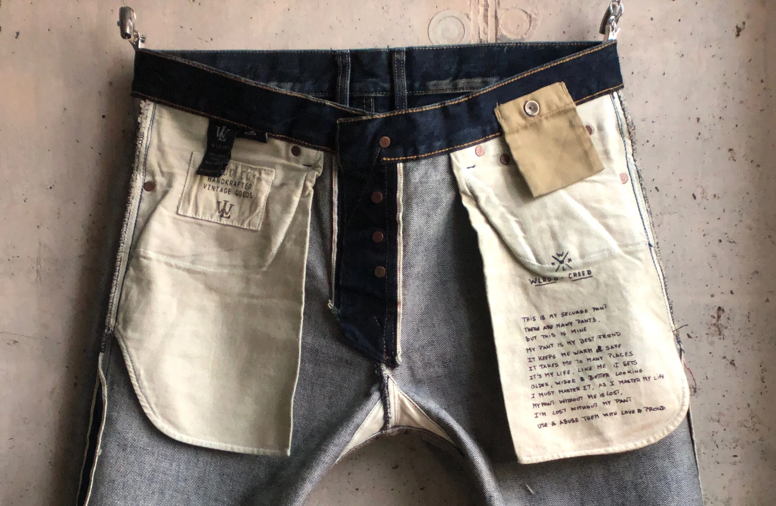 54033FB9-1C55-42E1-A25A-B0E6A25C5C5E