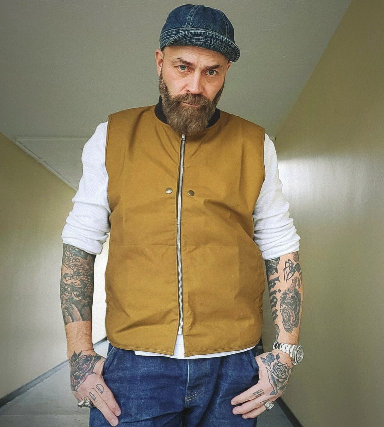 Still mixed 🌧️☀️ try some light wax &amp; denim
Antique Tan Waxed Vest
Sizes S -3XL
Loose Fit Taper 13.5oz Selvedge
Sizes 30-42

Military &amp; Workwear Style Inspired. 

Performance fabric &amp; construction led.

Classic heritage pieces

🕺 @justi
