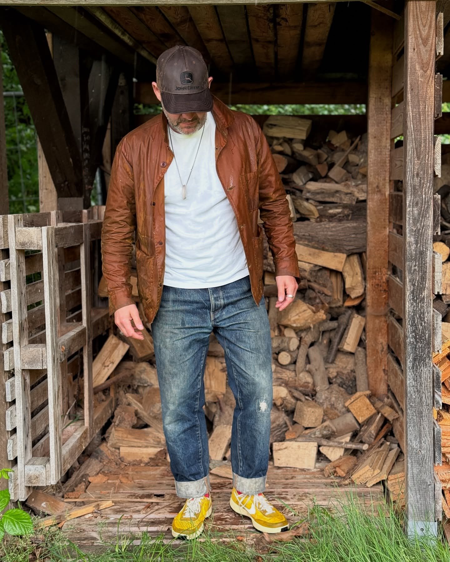 Perfect for Summer 🌧️💛😁

#looksgoodactstough 
Antique Wax Chore Coat - 4 colours
- here in Antique Yellow 💛

Military &amp; Workwear Style Inspired. 

Performance fabric &amp; construction led.

Classic heritage pieces.

#clothandcut #newwornlove