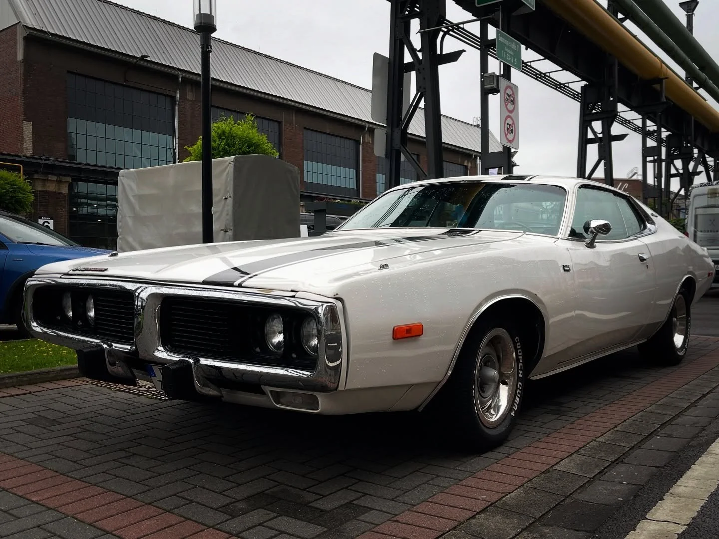 #dodgecharger340magnum 
#streefinds 

#carsilike 
#clothandcut 
#newwornloved