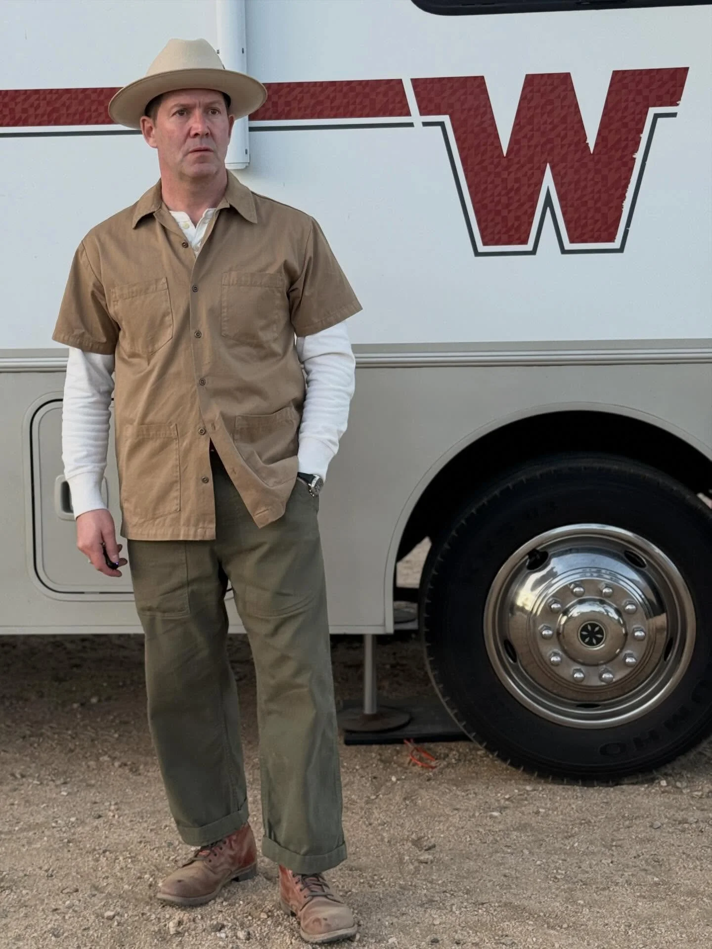 Desert attire
#looksgoodactstough 
4 Pocket 100% Poplin Jungle  Shirt
3 Colours - Khaki, Olive Green &amp; Olive Drab &ndash; Sizes - Small - 3XL
Supima Cotton Henley &ndash; Small - 3XL
Swiss Army Fatigues in Herringbone Twill

Military Style &amp; 