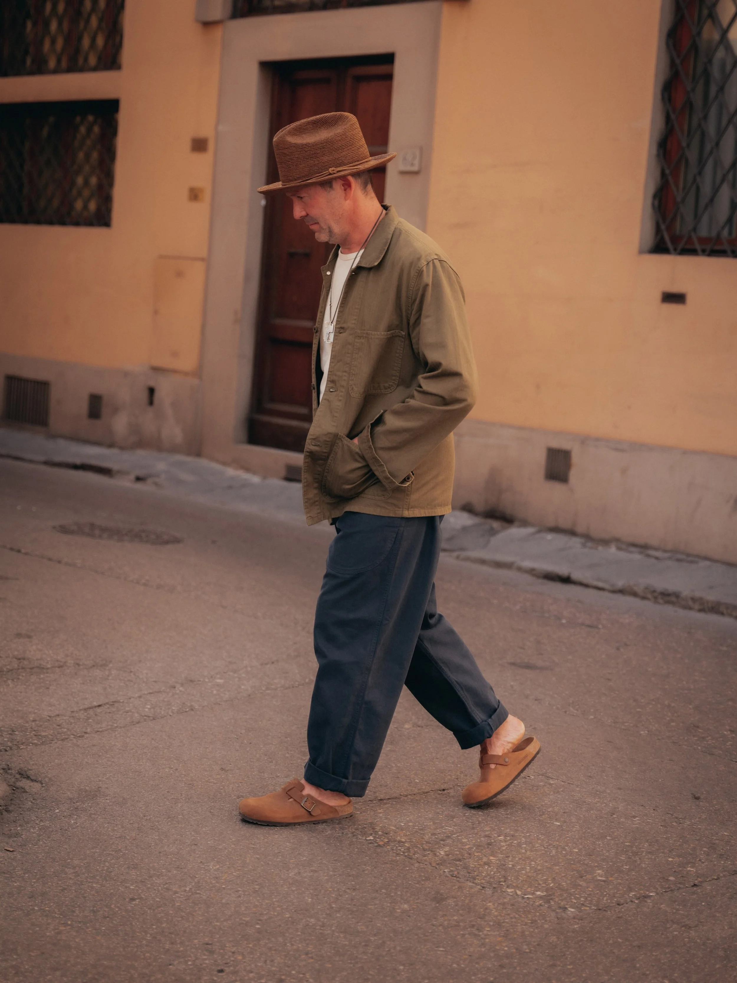 N-3 Utility Jacket - Sizes XS - 5 XL
Constructed in 10oz Herringbone Twill Cotton from Tessuti di Sondrio, a high quality Italian mill that has been around since 1895
Clean, boxy cut with a hip-length profile, twin chest patch pockets, and a button f