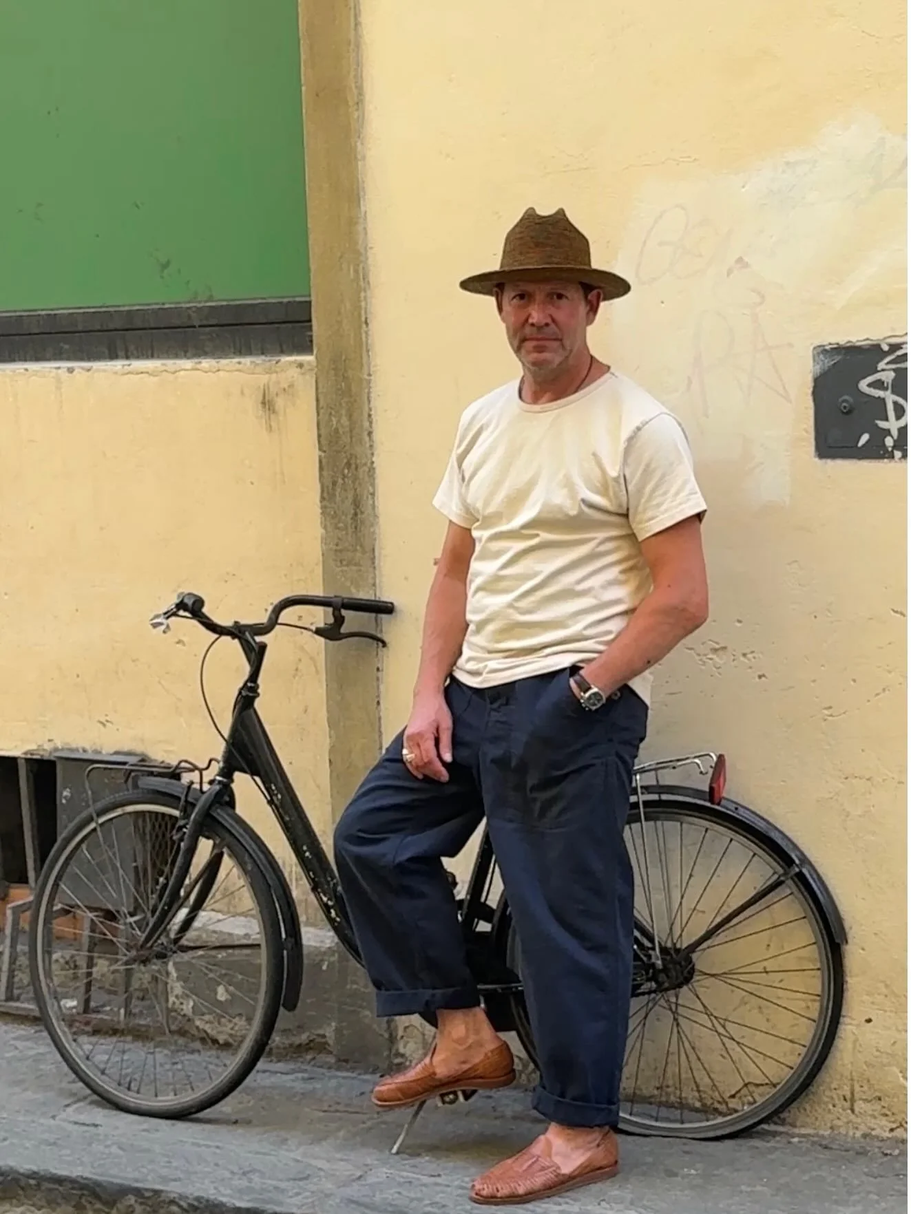 If it feels like Summer&hellip;
Supiima Cotton Tee
White or Ecru Dizes Small - 3 XL
Swiss Army Fatigue Pants in HBT
4 Colours  Sizes 30- 42
Huaraches &ndash; Mara

@raffaelecavicchi 📸

Military Style &amp; Workwear Inspired 

Performance fabric &amp
