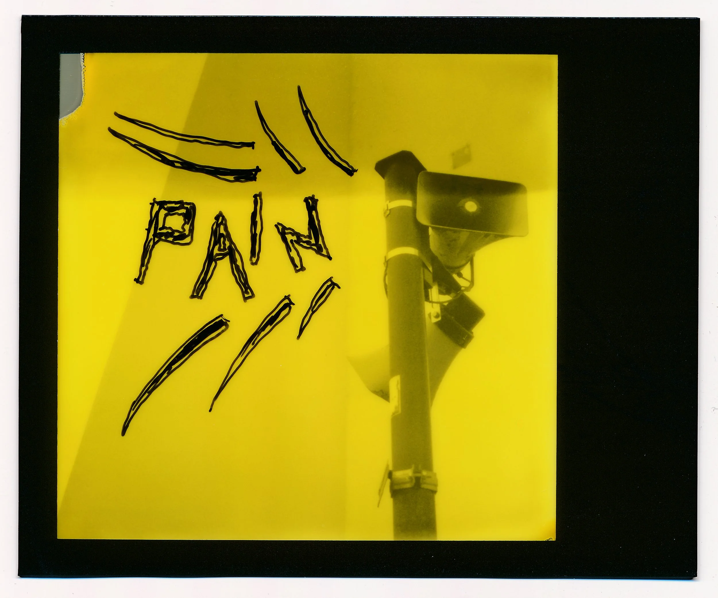 BONG 13 - PAIN