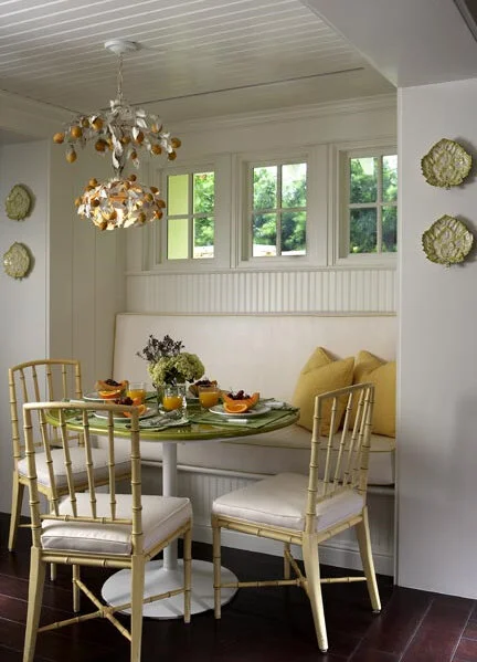 breakfast nook.jpg