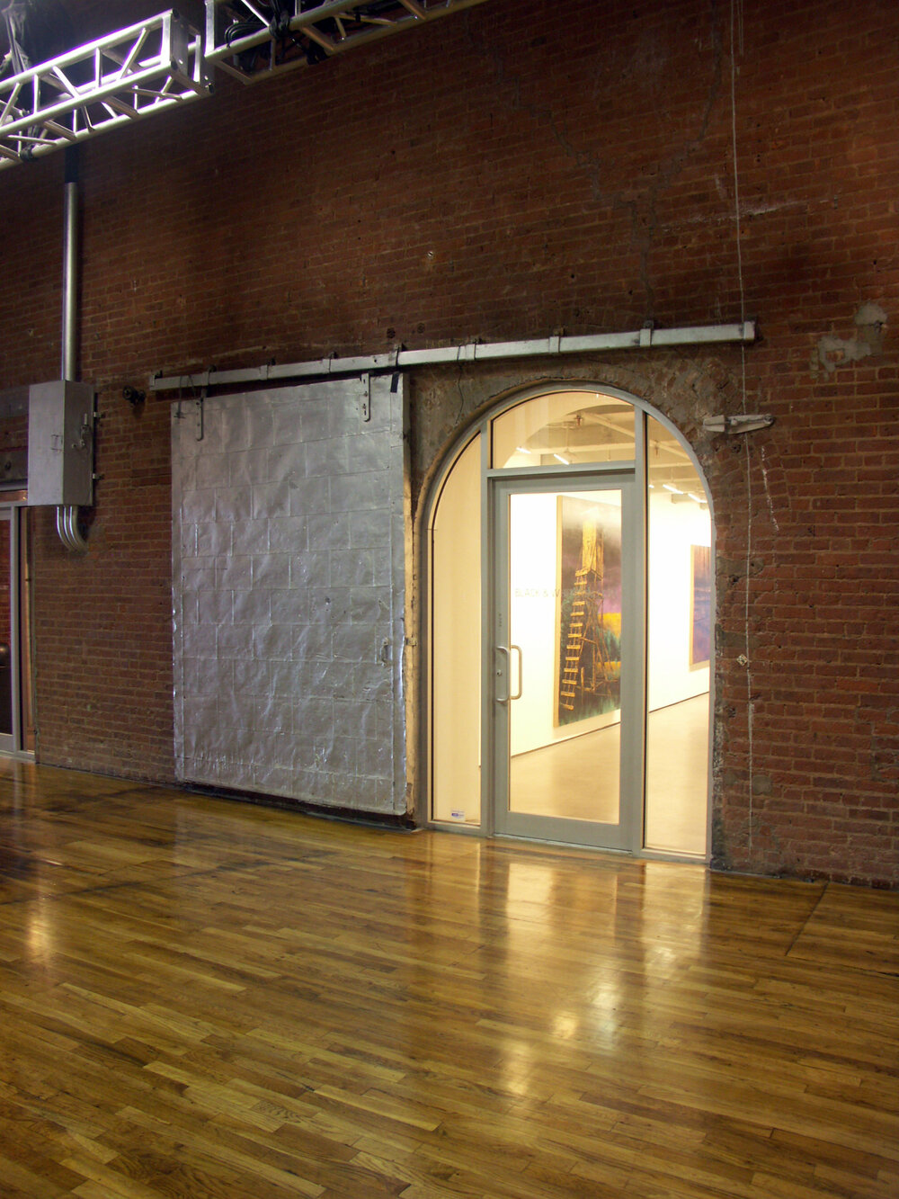Terminal Stores_View into A Gallery.JPG