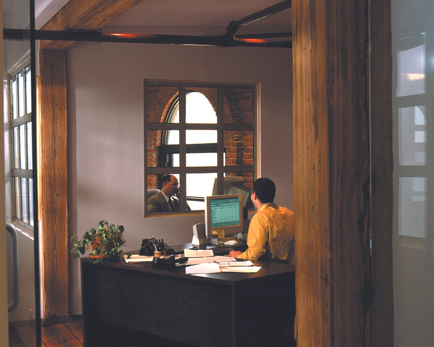 Waterfront_Receptiondesk.jpg