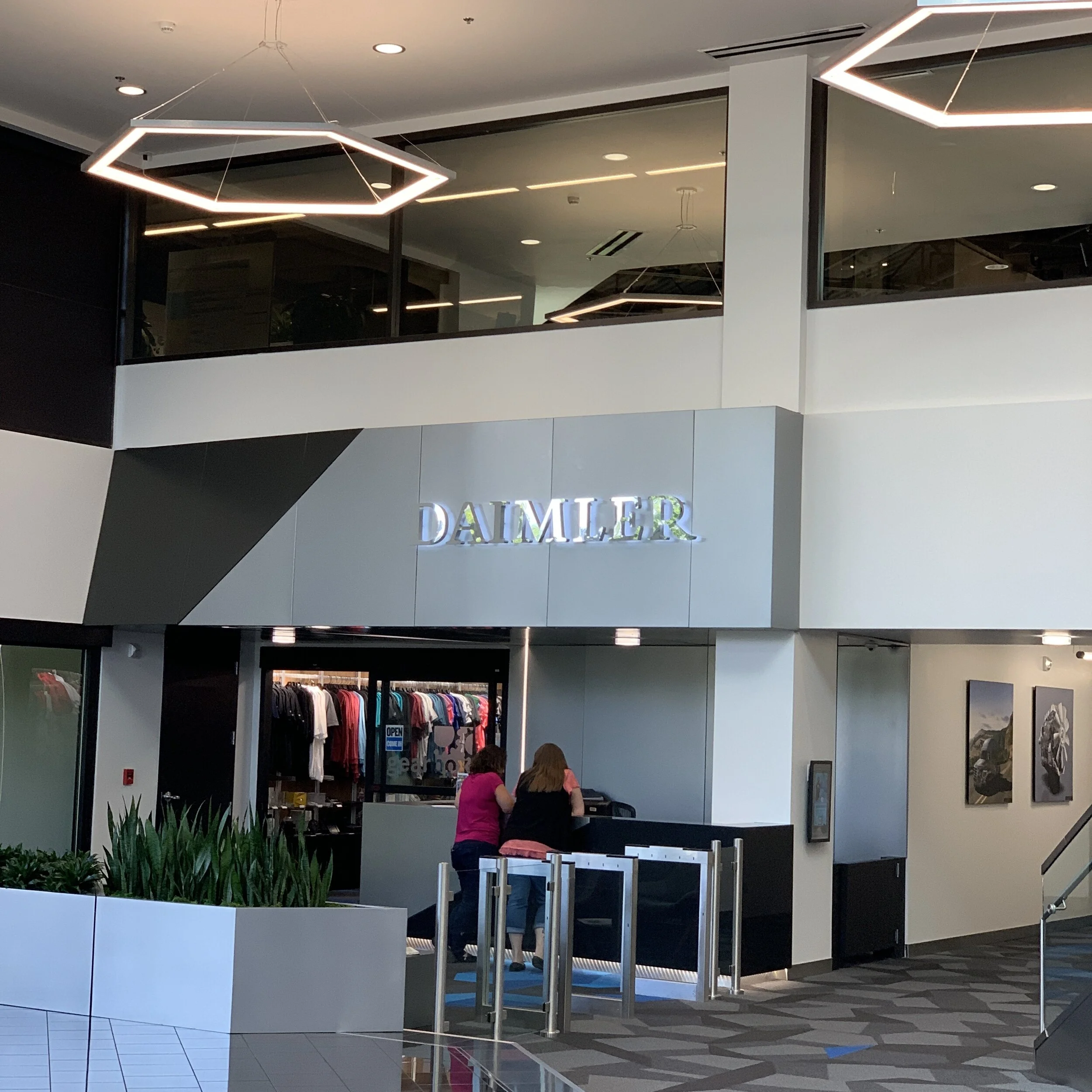 IMG_2512 - Copy.jpeg