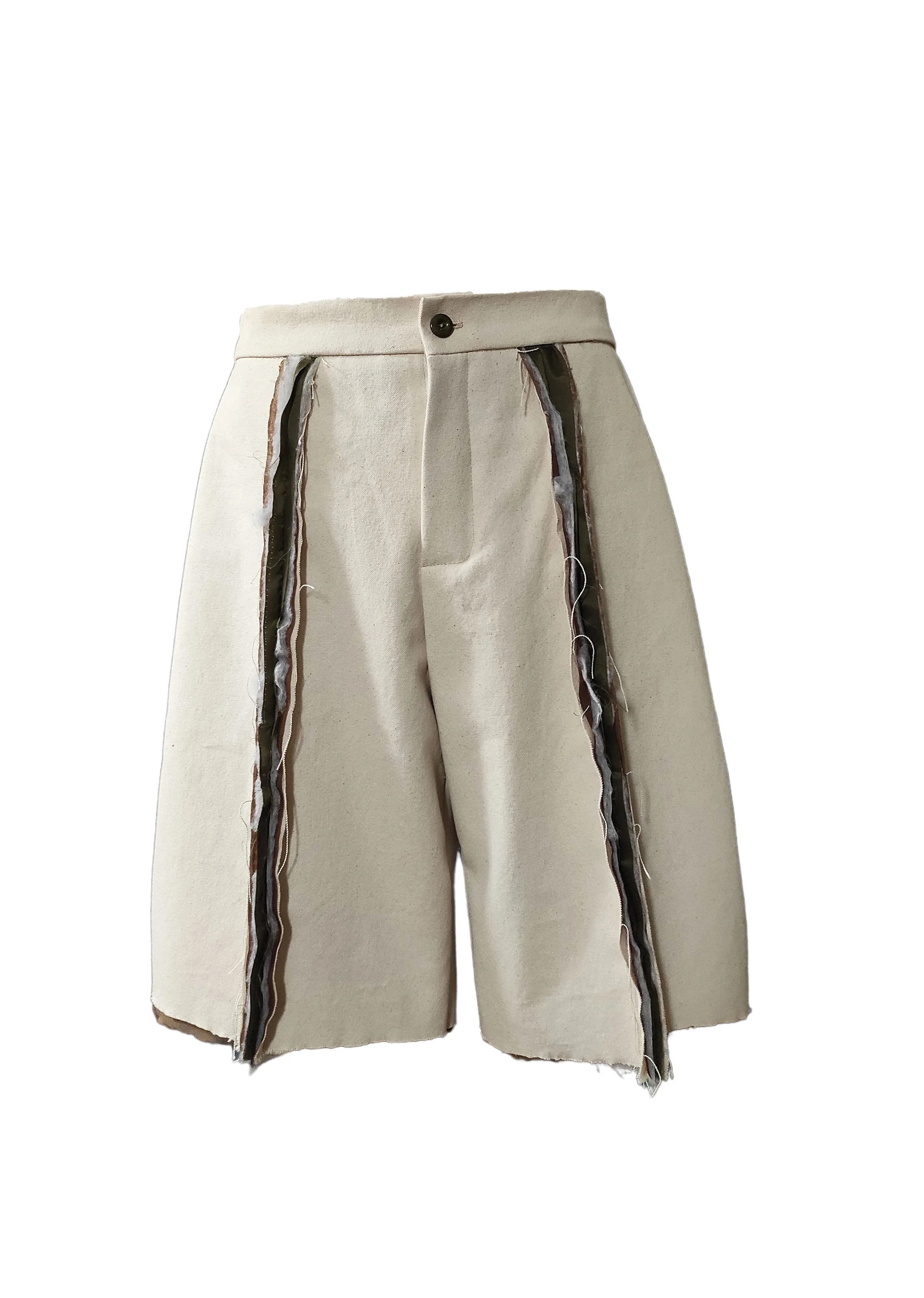 PANTALÓN COSTURAS DECONSTRUIDO