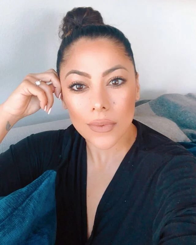 Someone asked me what my mantra was for 2020 .... and after pondering it for some time, I realized how simple it actually was....
&ldquo;No matter how you feel, Get Up, Dress Up, Show Up AND Never Give Up&rdquo;
.
We (women/mamas) underestimate our m