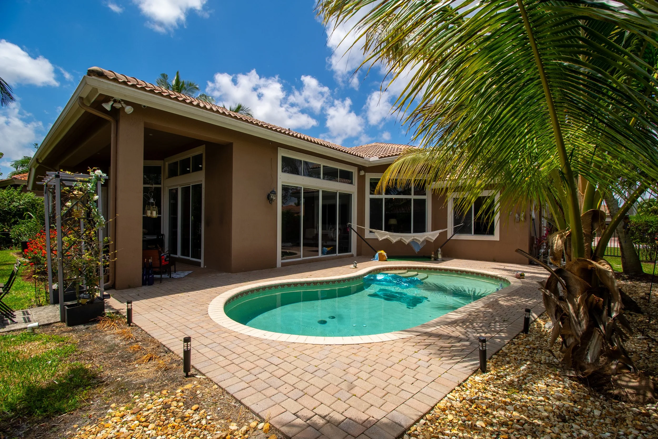 Isabel-Pool-Listing.jpg