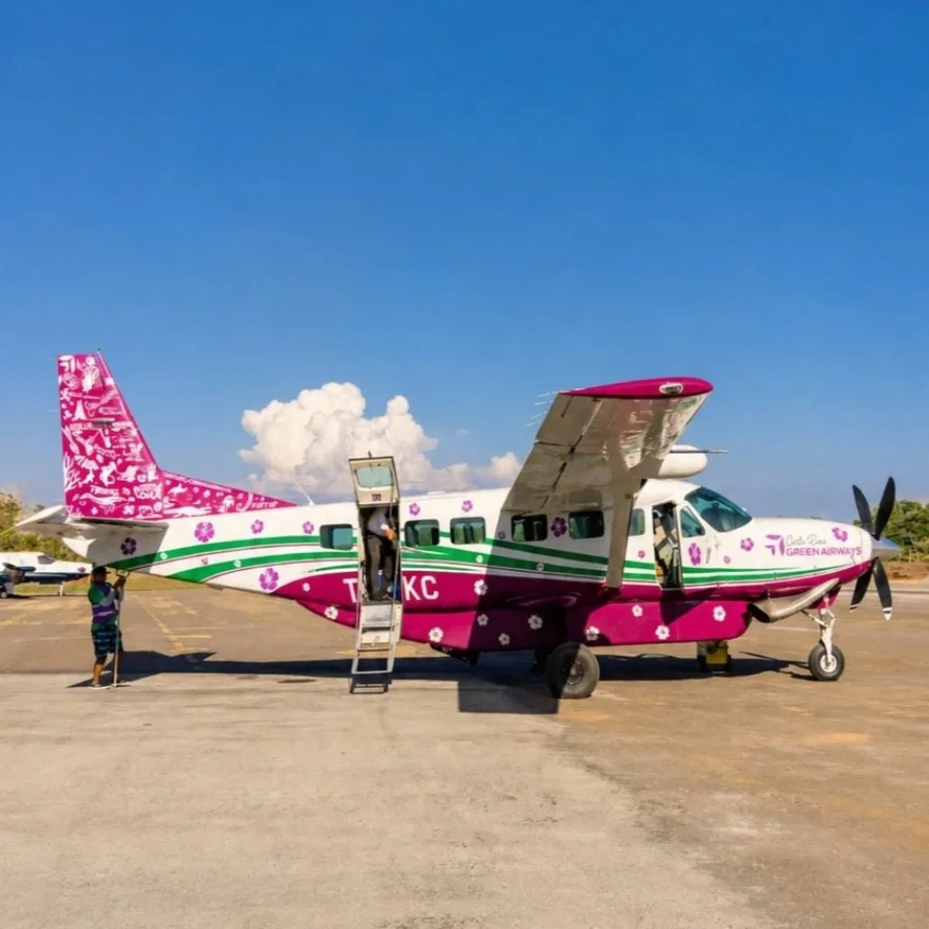 passenger plane from san jose to cobano