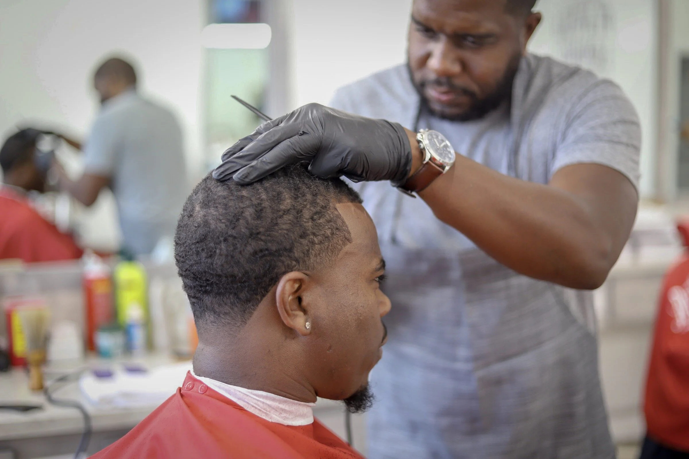 Open 7 Days A week 10 AM - 7 PM      Walk - Ins Welcomed     Book with Stylist of your choice