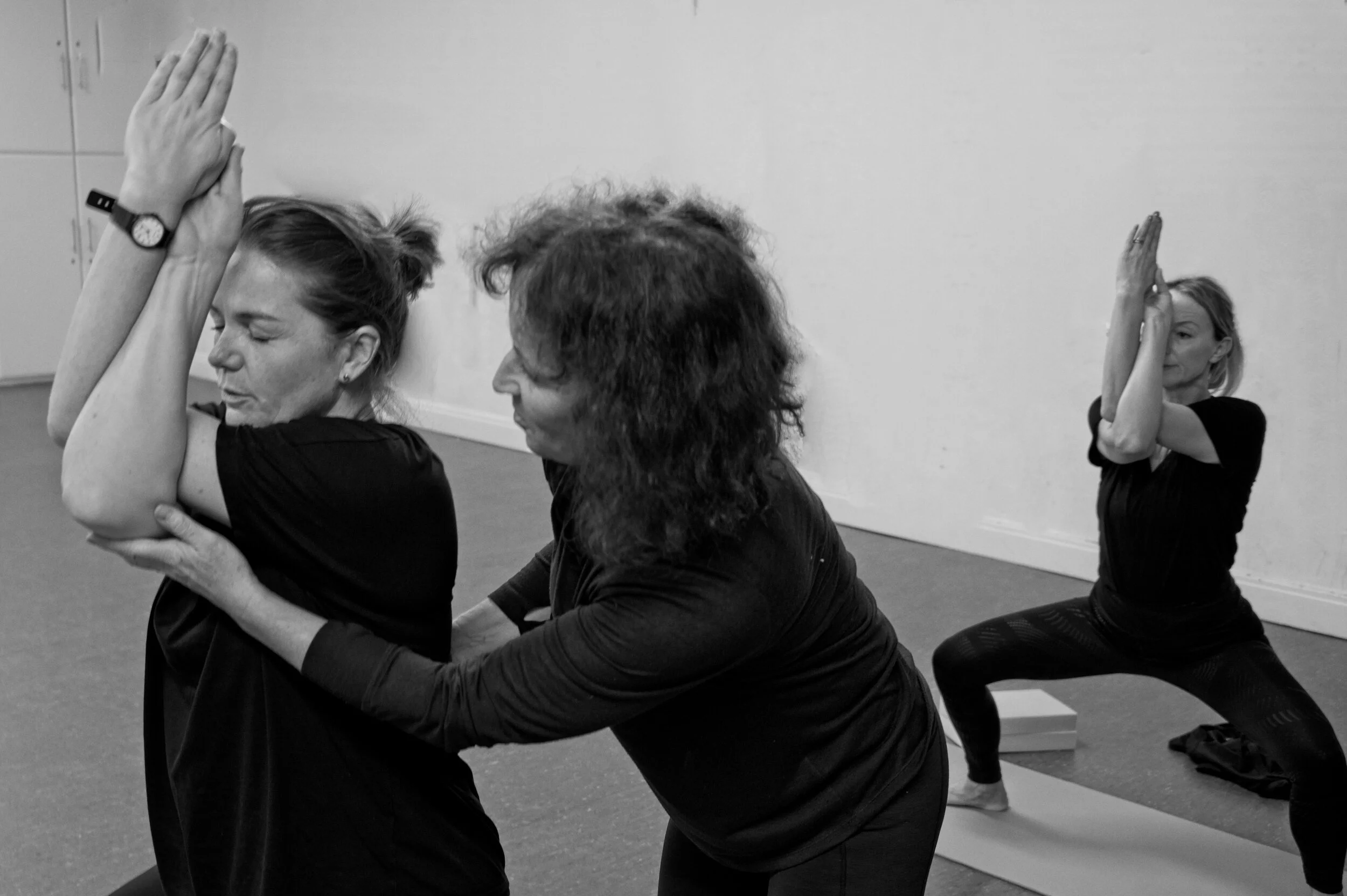 Jules Yoga12 BW.jpg