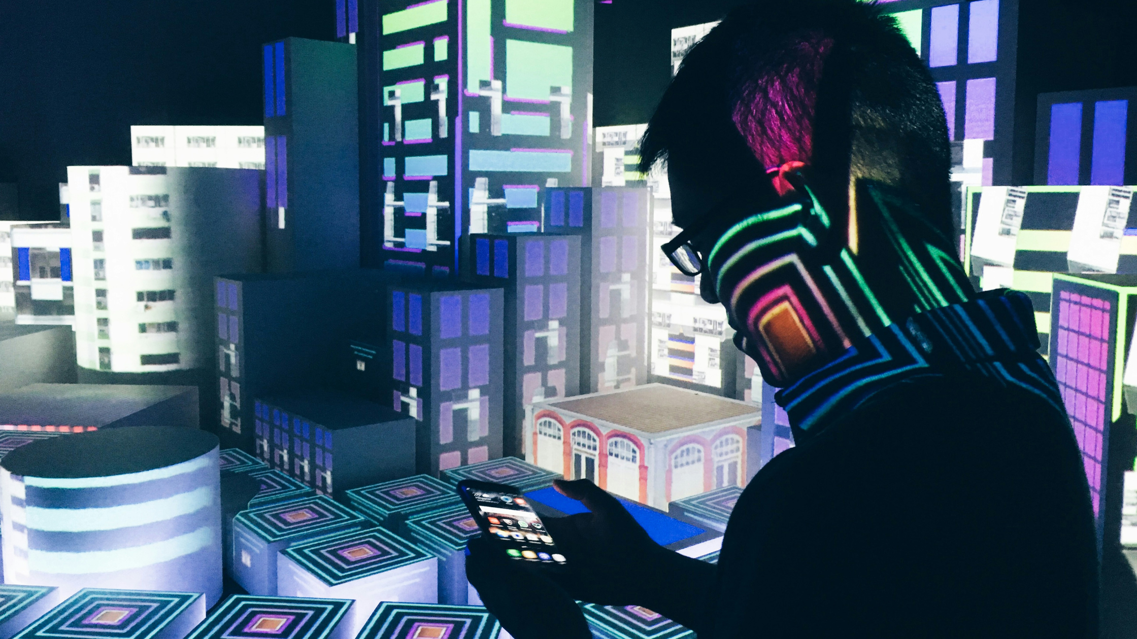 The Power of Stepping Back: Embracing Boundaries in a Hyperconnected World