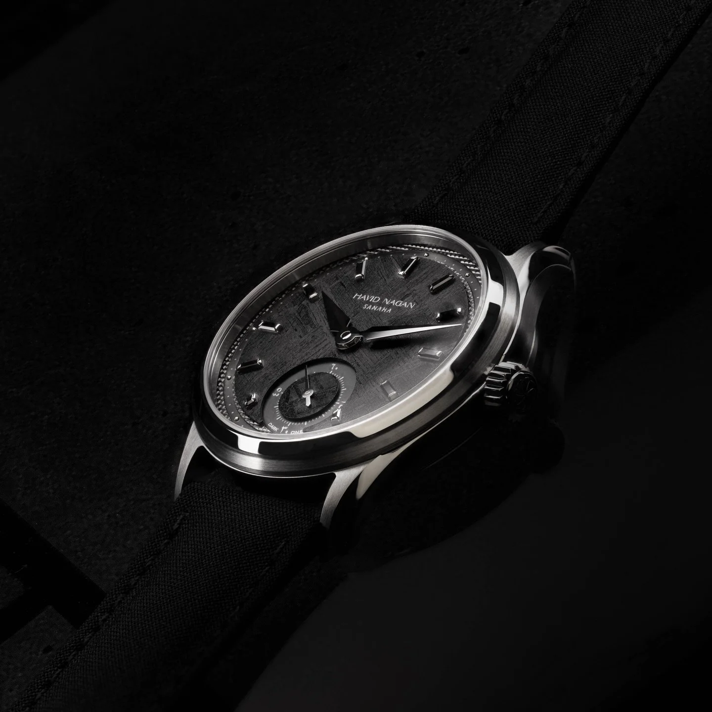 The Dark One / @samahastudio x Havid Nagan

The watch retains the Classic One&rsquo;s proportions and case material but elevates the dial&rsquo;s composition and architecture. The dial is adorned with black baguettes set in white gold chaton laid aga