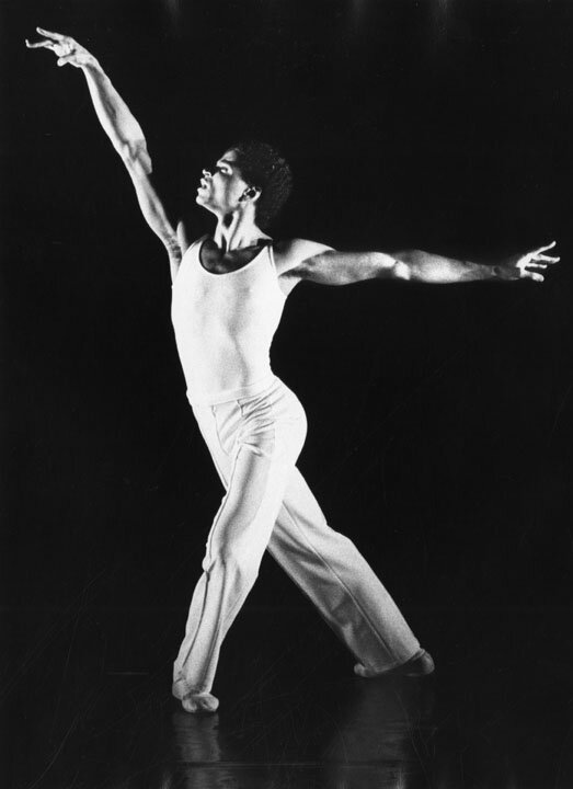 1985.Black Dance Retrospective.Ronald K. Brown.photo Javier Mendoza..jpg