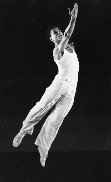 1985.Black Dance Retrospective.Ronald K. Brown.view 2.photo Javier Mendoza..jpg