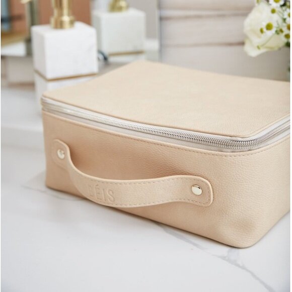 BEIS Makeup Case