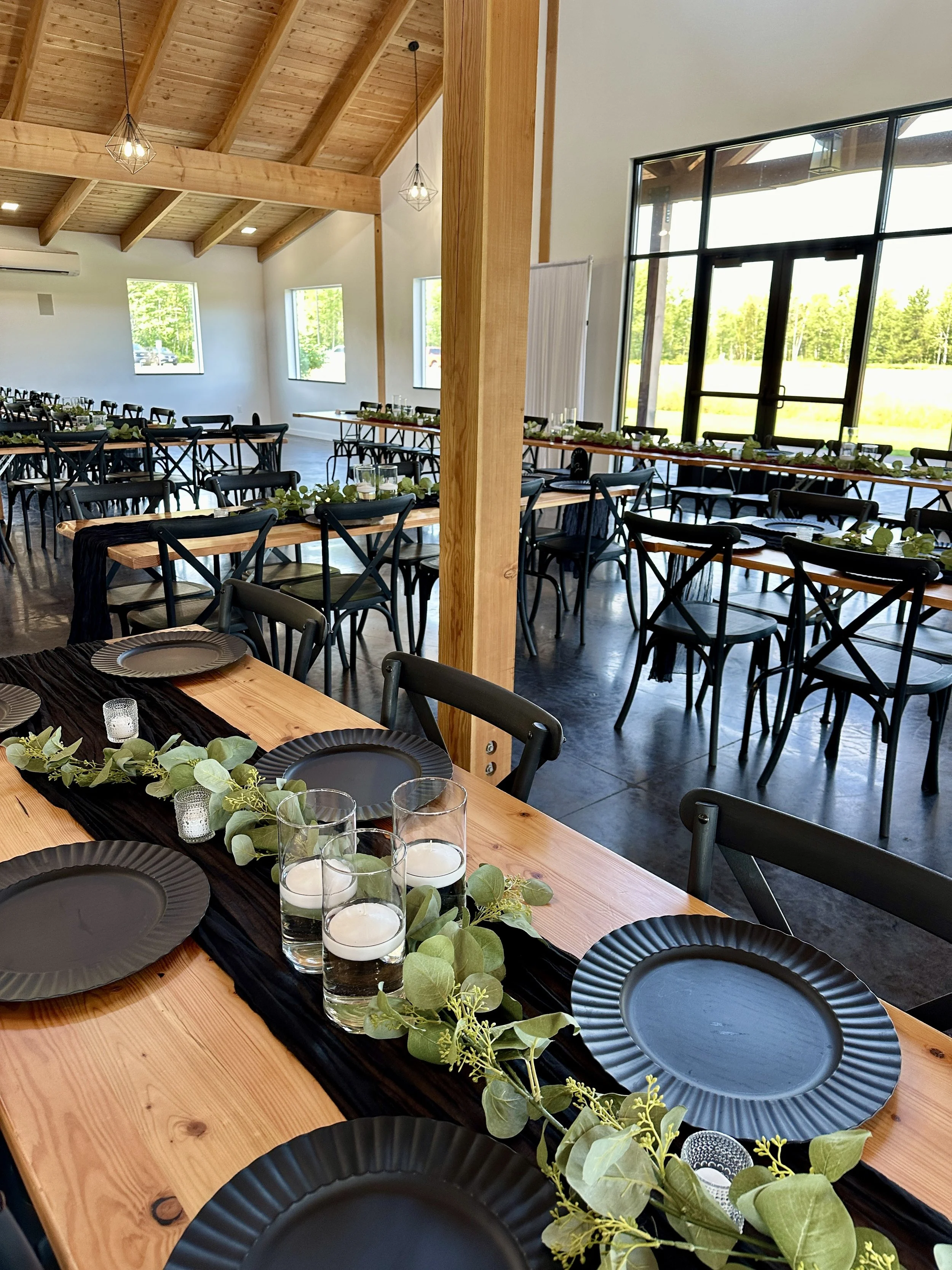 Ivy Black | Duluth, MN