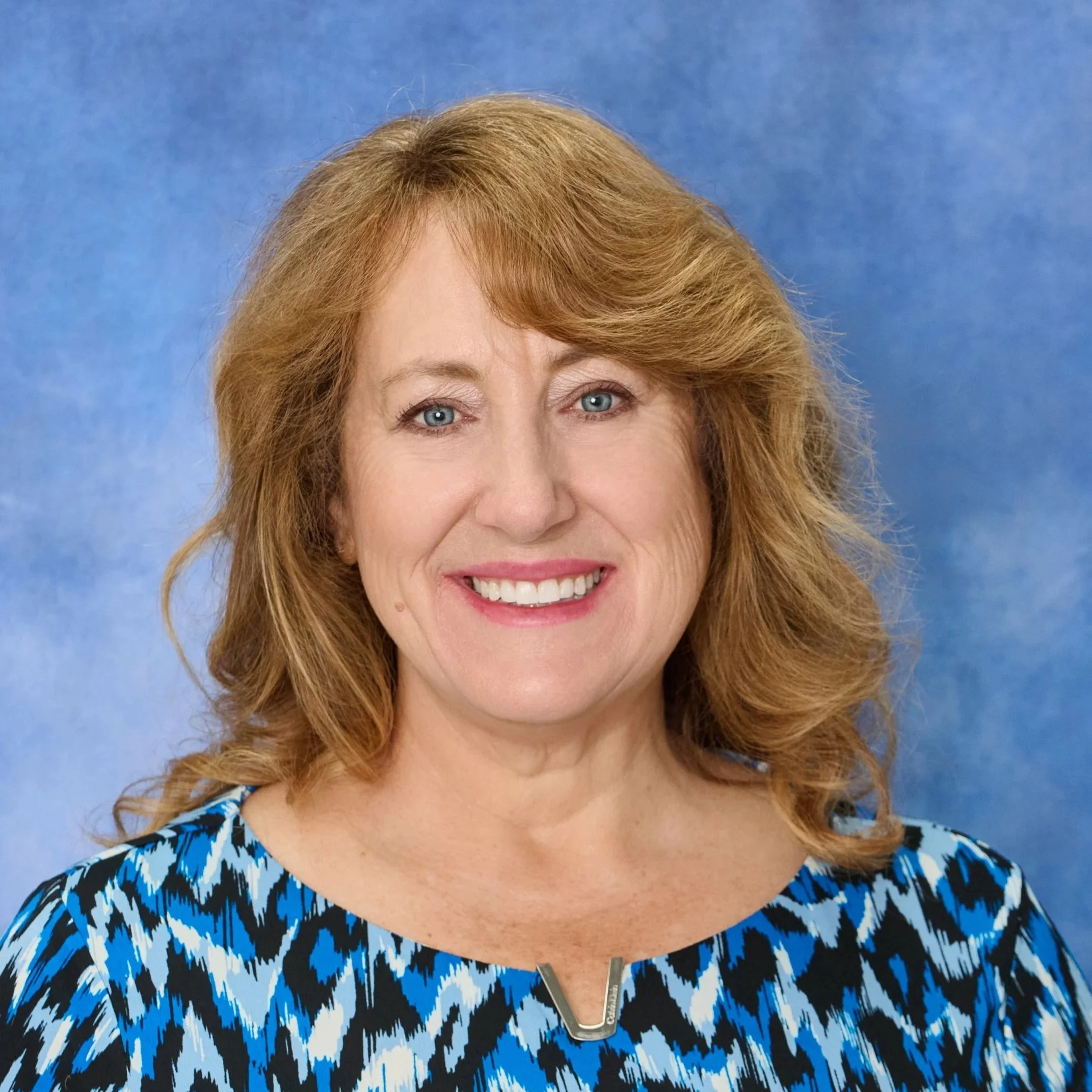 Lisa Moehling, Admin