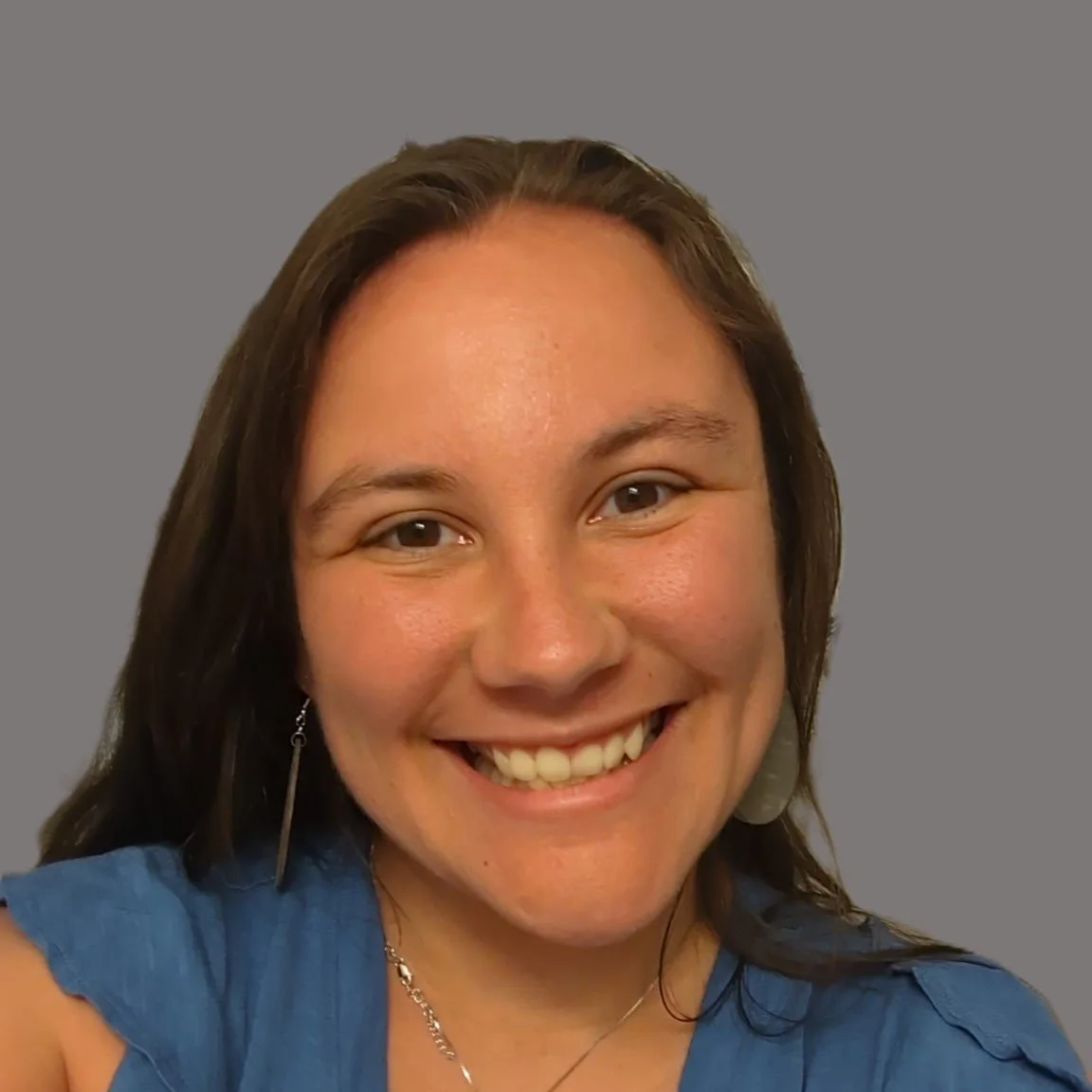 Tori Buth, Admin