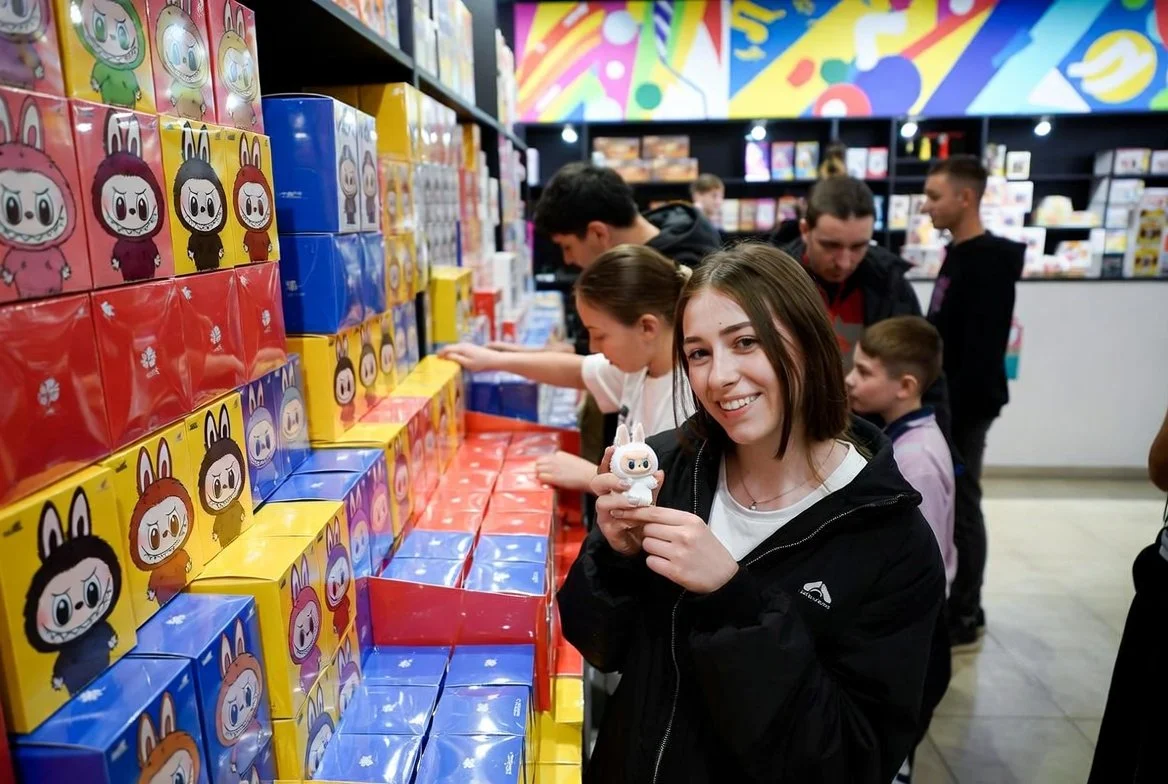 Labubu 行銷學大解密：POP MART 如何讓一隻小怪物變全球現象？