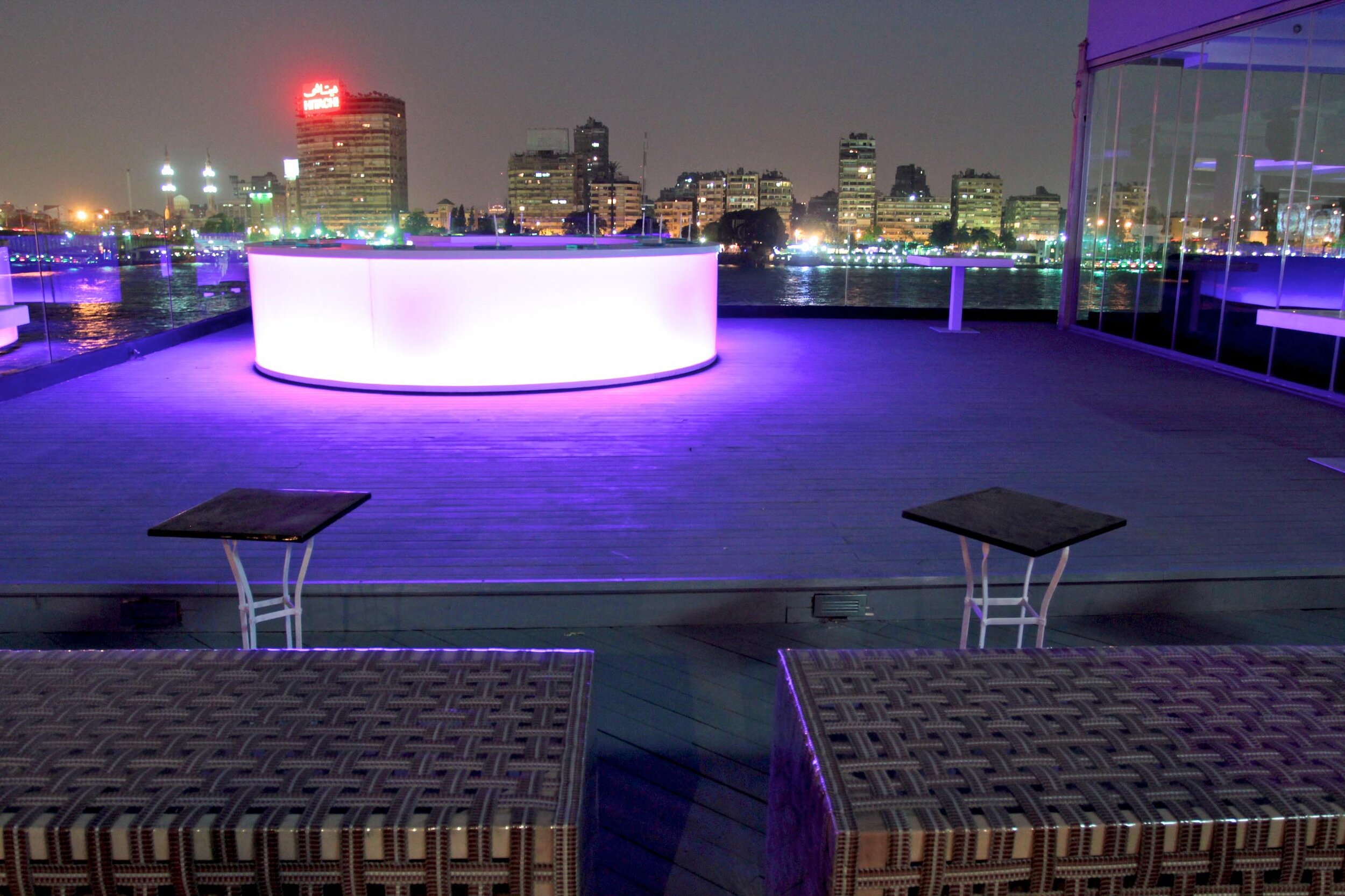 7aa 'Shisha' (Hookah) bar by the Nile @ Y lounge, Egypt.jpg