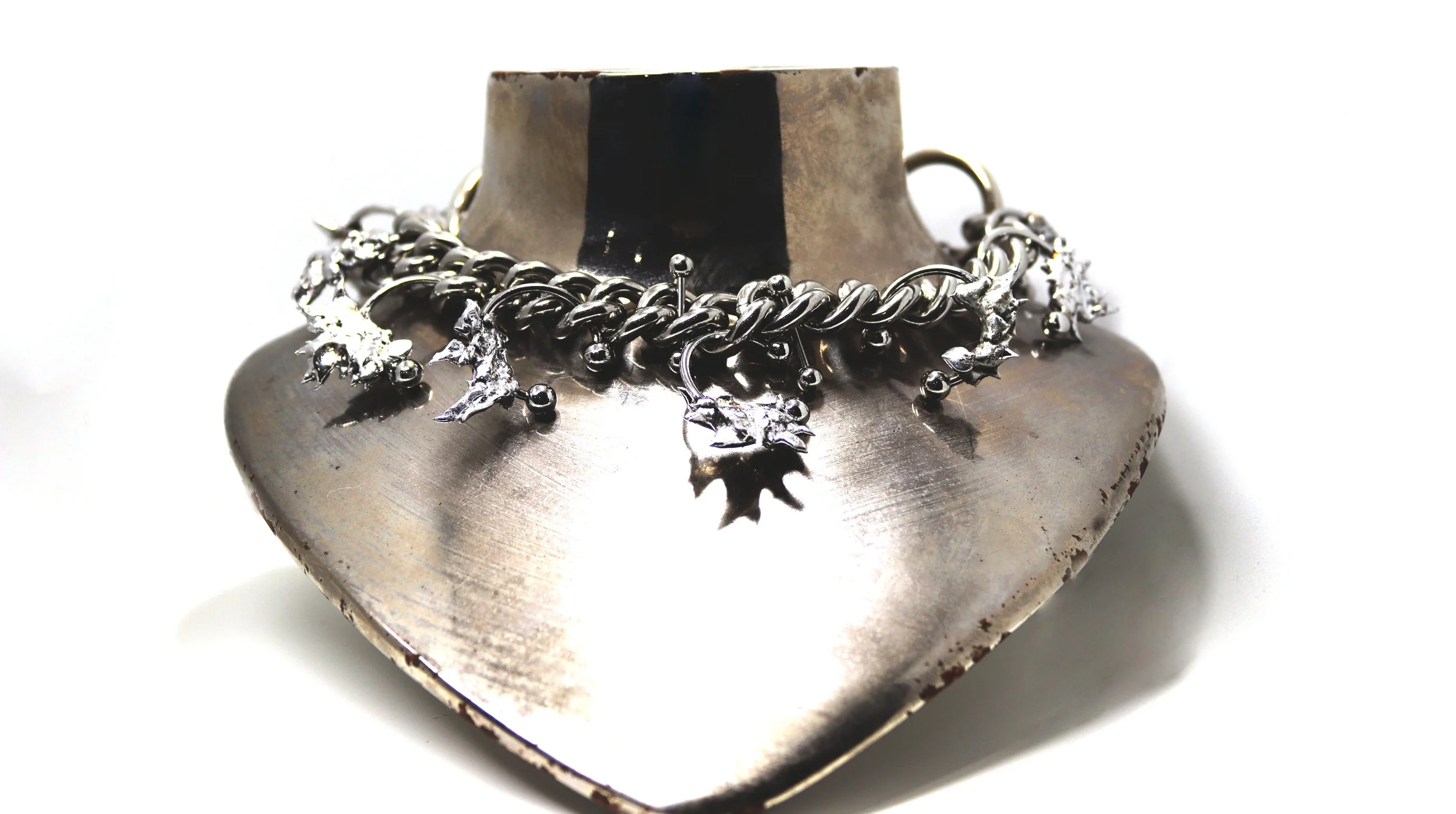 CRYSTALIZED CHARM COLLAR