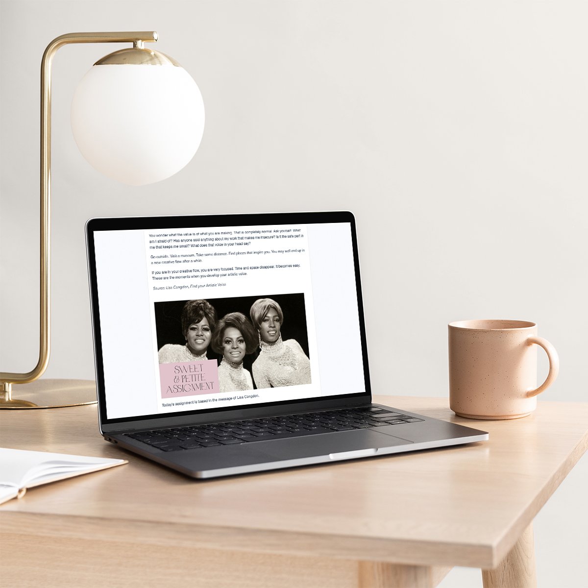  DAG no. 9,  MUSINGS  
De opdracht van vandaag is gebaseerd op de boodschap van kunstenares Lisa Congdon en haar boek Find Your Artistic Voice.