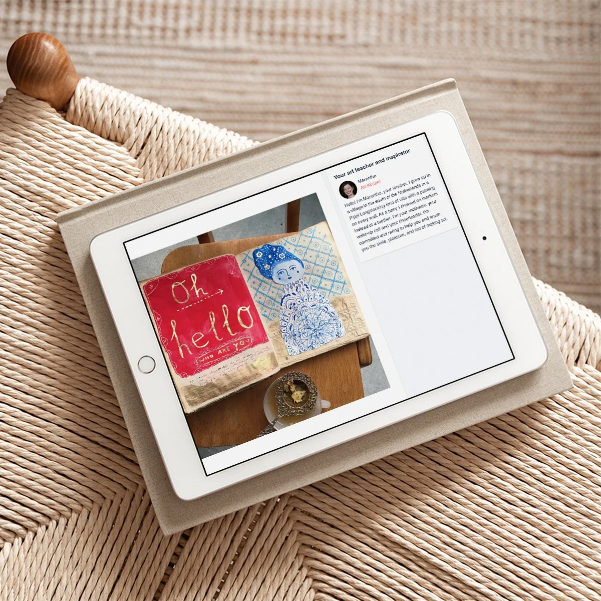  DAG no. 1,  VOORBEREIDING  
Marenthe beantwoordt vragen als: Wat is art journaling? Wat heb je nodig? Waar moet je op letten bij de aanschaf van een art journal? Waarom is een art journal belangrijk? Hoe begin je?