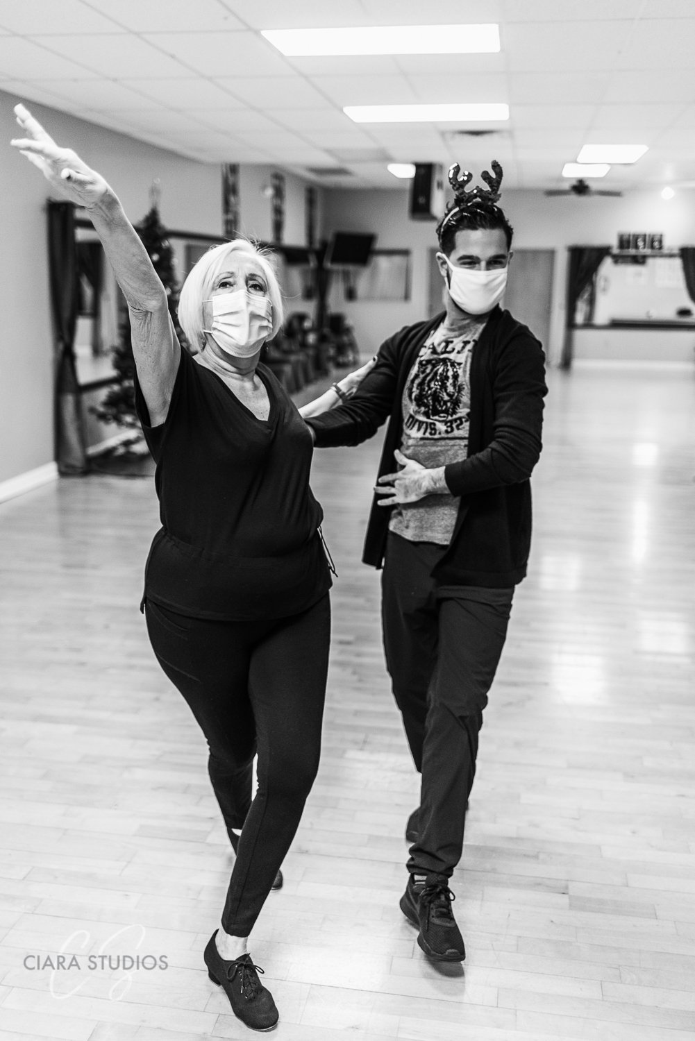 20211202_Ballroom Dance Studio Photography_Ciara Studios_Fred Astaire Willoughby_Kellie Love Titus_119.jpg