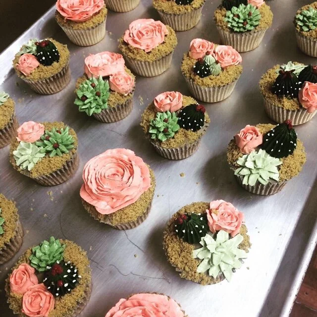 Flower cupcakes.jpeg