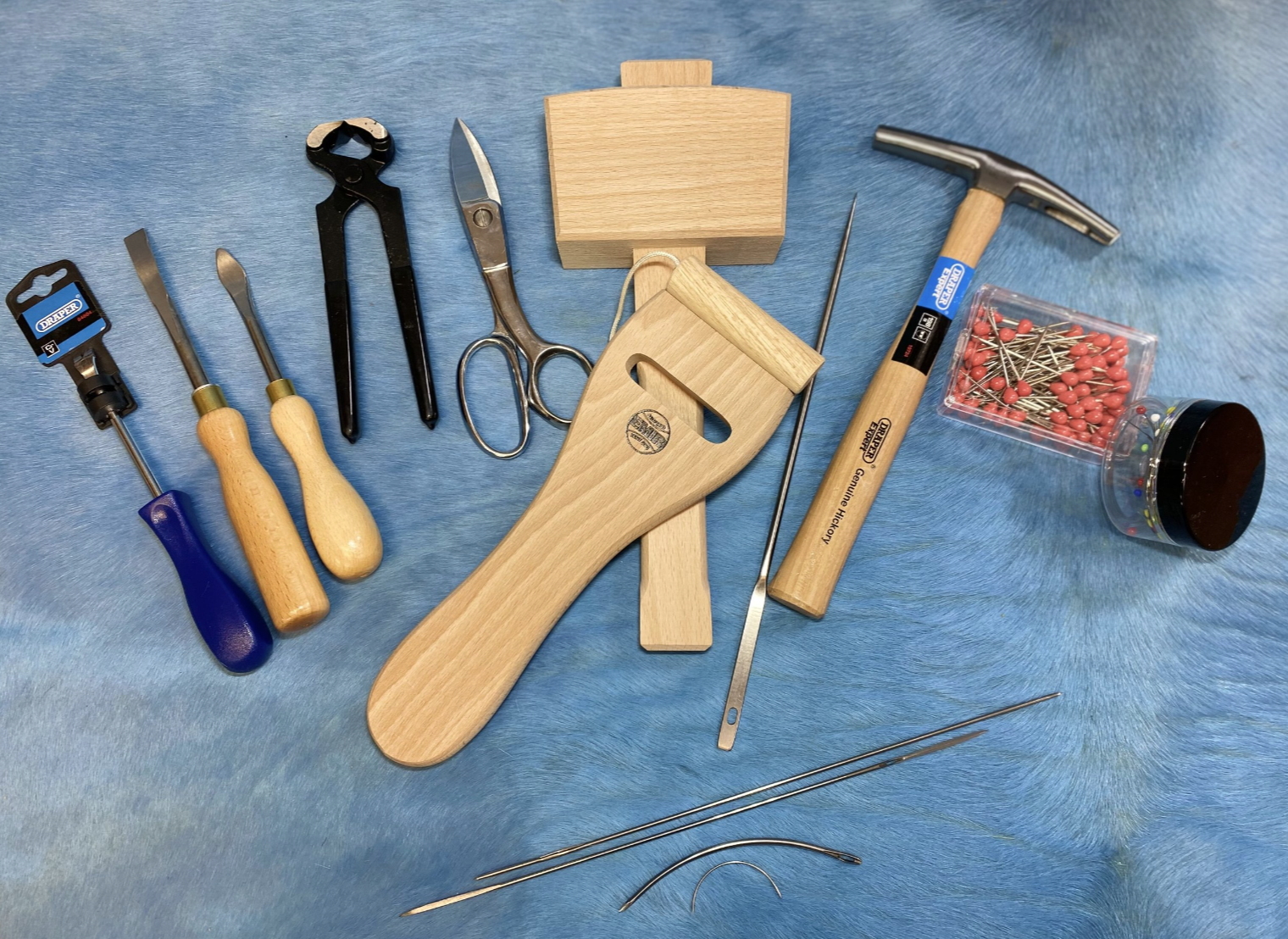 Upholstery Toolkit - The Deluxe 1.png