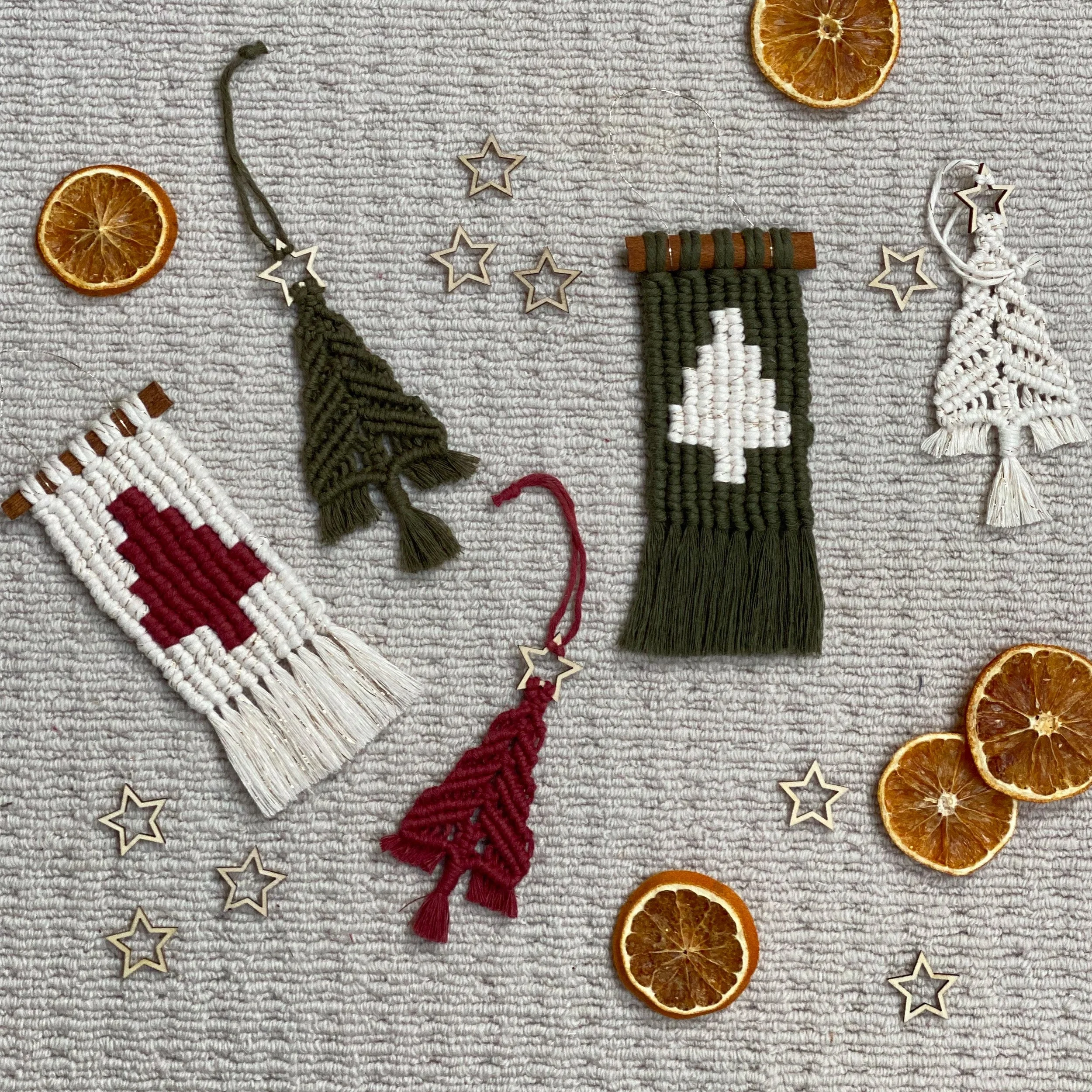 Macrame christmas.JPG