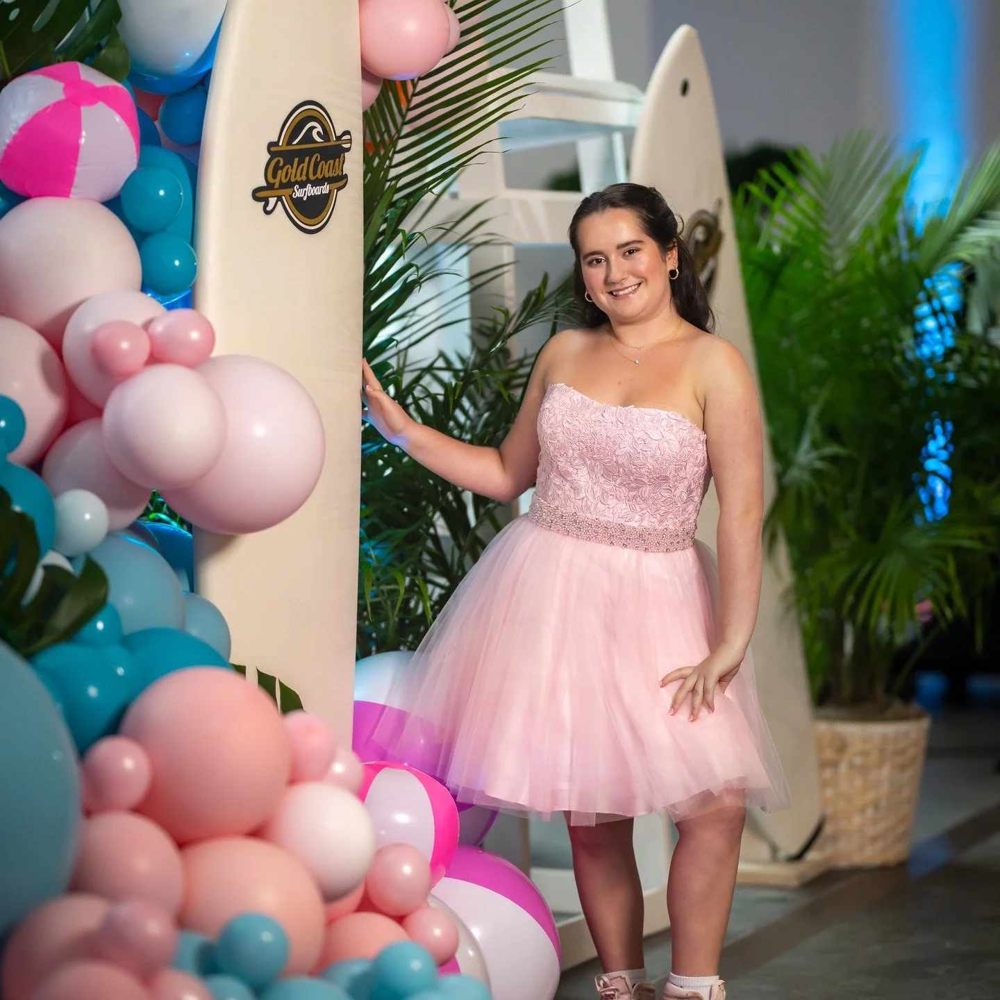 When its this cold outside, all we can think about is playing in the sun. Hailey's Beach Mitzvah celebration perfectly summed up her love of the Beach and all things summer. 

Our amazing vendor partners
@spilledmilkdc 
@cyndileephotography 
@washing