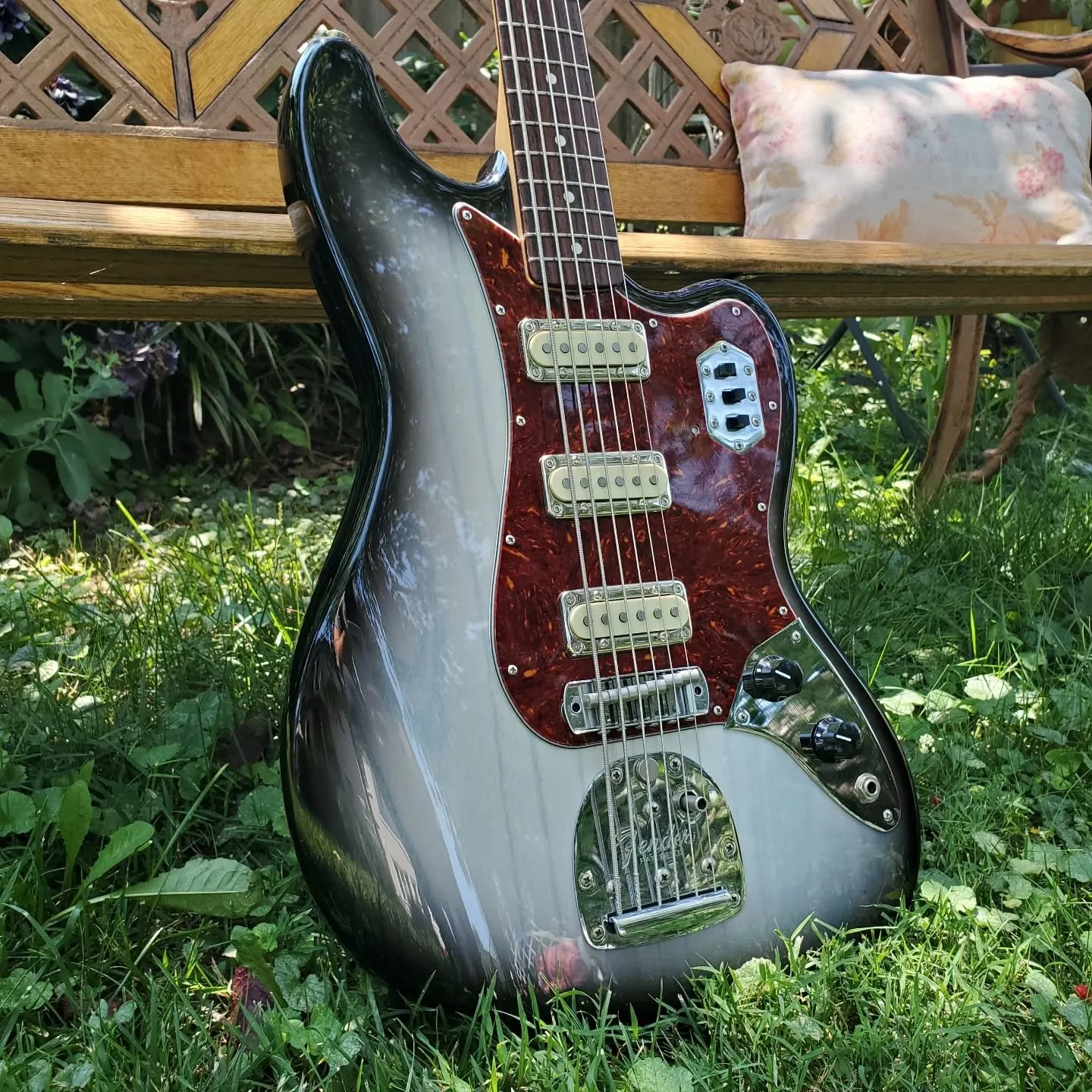 This Custom 61' Bass VI build turned out pretty shweet. Apparently it had quiet the long birthing process with multiple luthiers before me endlessly stalling the project. It landed in my shop as a box of parts, an unfinished neck, and a rough unroute