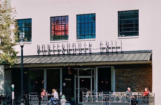 🌟Community Spotlight!

Tonight is Jazz Night at Porterhouse Grill! Go enjoy standards, improv, and originals by a live jazz trio while you eat dinner! 🎷🍽