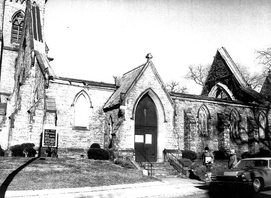  After 1976 fire. Stone walls intact. Interior, stained glass windows and roof completely destroyed. 